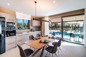 Villa Anthelia image