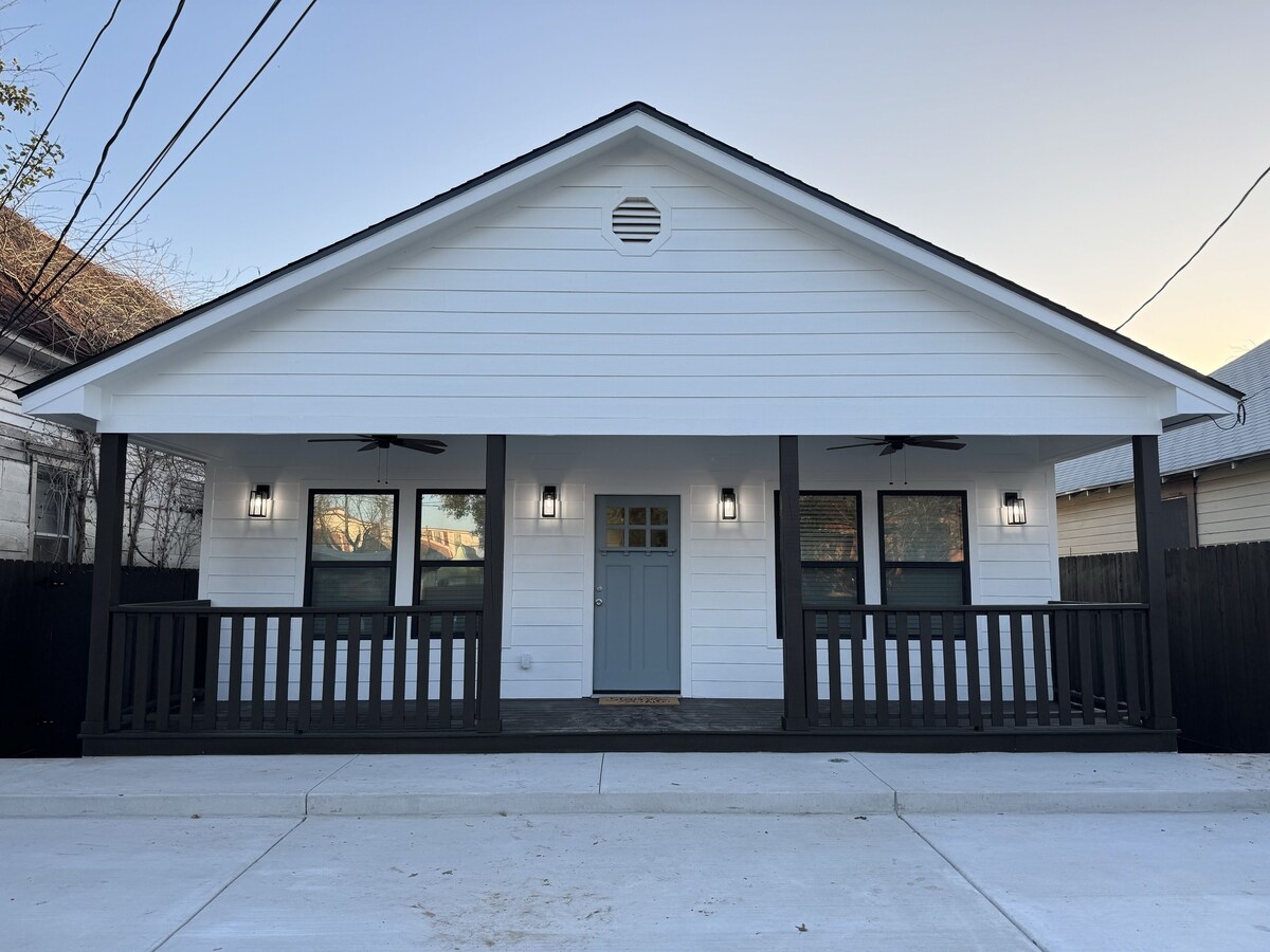 Main Image
