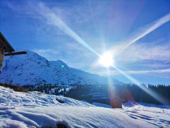 Snow and ski sports