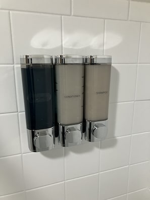 Équipements de salle de bain