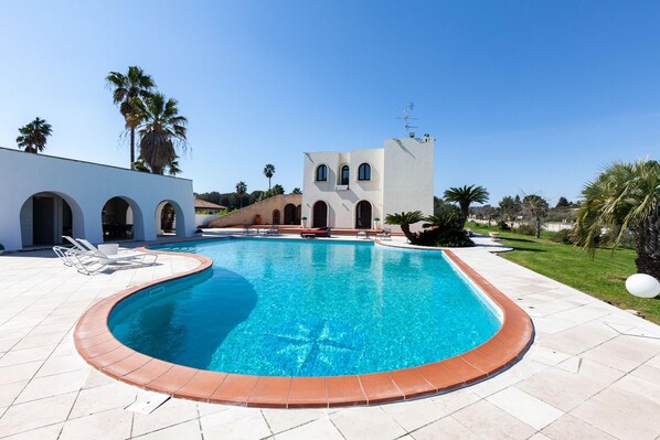 Private Pool