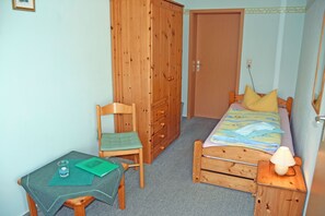 10 Einzelzimmer