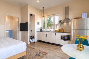 Quaint studio with all the essentials!