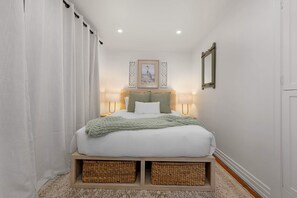 Queen Bed