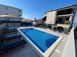 屋外プール