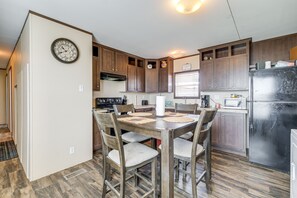 Single-Story Home | Kitchen