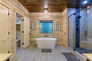 Soaker Tub