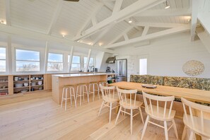 Dining Area | 1st Floor | Dining Table | Breakfast Bar | Dishware/Flatware