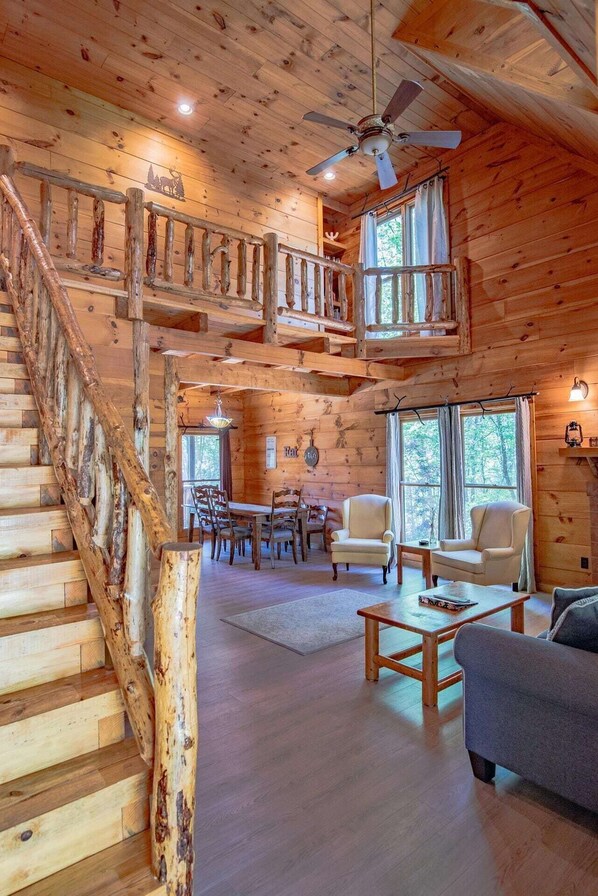 Eagle Lake Cabin Coalmont (1706)