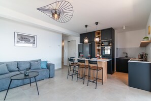 Living room 2