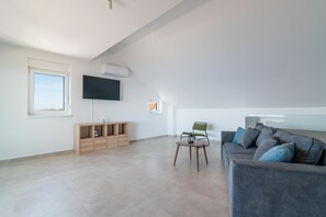 Living room 1