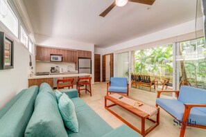 The open floor plan and outdoor space is great for spending downtime between outings