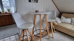 Ferienwohnung I für 1-2 Personen (30 qm)-Essecke