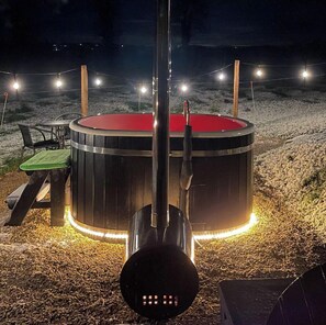 Private spa tub