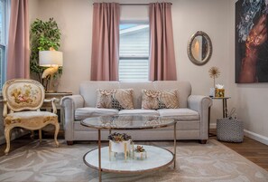 Relax, laugh, and make new memories in a cozy space designed for unwinding together!