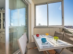 Building, Table, Window, Azure, Wood, Shade, Tableware, Interior Design, House
