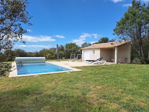 Piscine de 8 x 3.5m