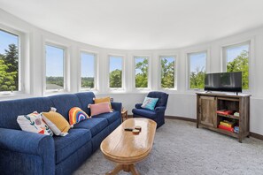 Living Room with Panoramic Views -Couch has sofa Sleeper(Fourth Floor)