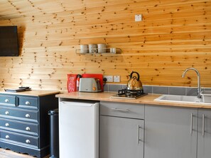 Kitchen area | Halifax - Ye Old Red Lion Holidays, Holme upon Spalding Moor, near York