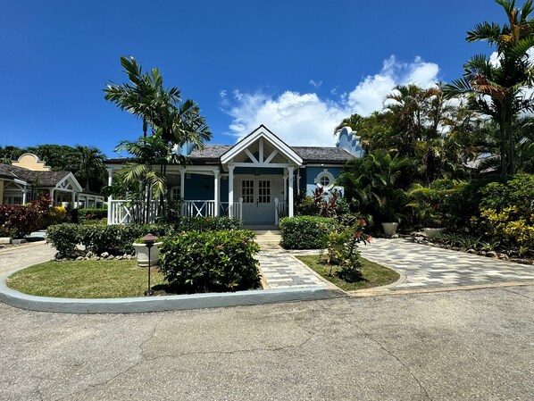 Villa front view with driveway