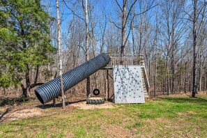 Did someone say playground?!