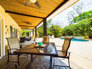 Outdoor Dining Area For 4