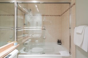 Complete with fresh towels and toiletries for a comfortable and convenient stay.
