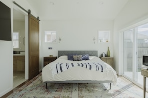 King size memory foam bed