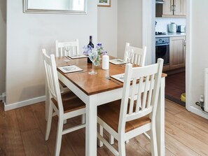 Dining Area | New Street Cottage, Lydd, Romney Marsh