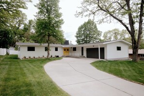 Welcome to the Rimrock Retreat 