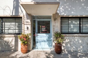 Fachada da propriedade