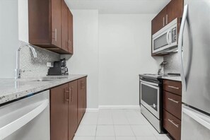 Mission Valley San Diego San Diego 1 Bedroom Kitchen