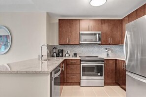 Mission Valley San Diego San Diego 1 Bedroom Kitchen