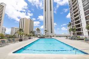 Swimming pool on the 6th-floor recreation deck