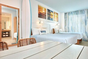 2 Queen Bedroom Area