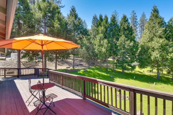 Groveland Vacation Rental | 3BR | 2BA | Steps Required | 1,485 Sq Ft