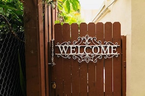 Welcome to Casita Santorini ! Private entrance