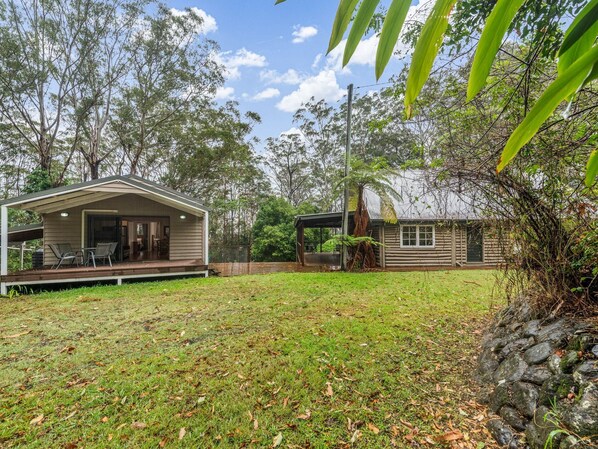 Cockatoo Hideaway
