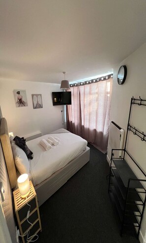 Double Bed 