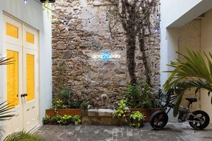 patio interno / inner patio 