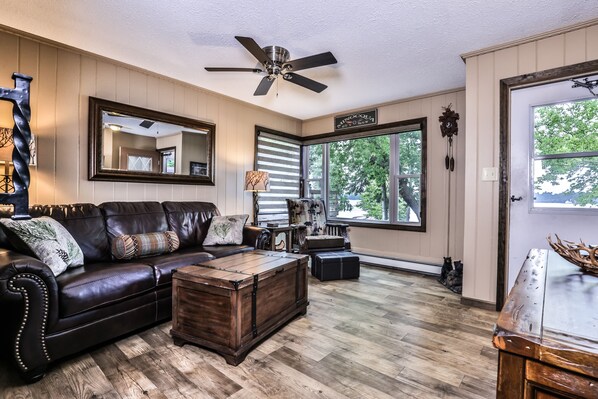 Beautiful spacious living area