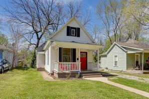 House Exterior | ~ 2 Mi to Missouri State University