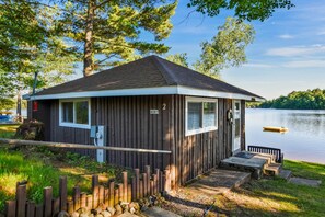 Lakefront Cottage