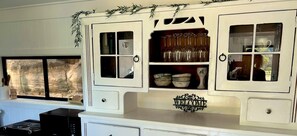 Country style kitchen. Simplicity with all the basics.