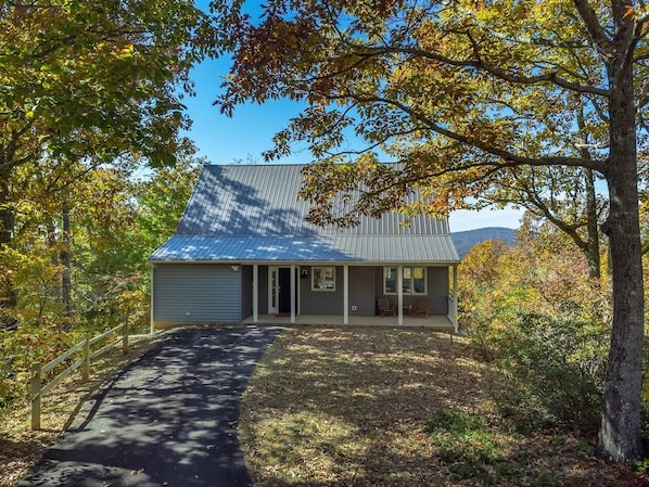 10 Aerie Ridge