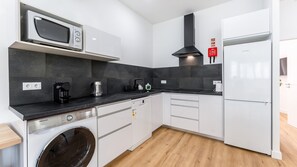 This modern and fully equipped kitchen has everything needed for vacations
#kitchen #modern #bright #algarve #portugal