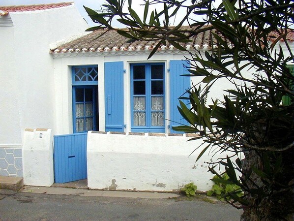Exterior detail