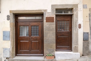 Building Exterior, Main Entrance