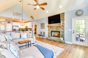 Living Room | Central Air Conditioning & Heating