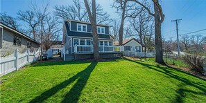 back lawn facing the lakefront